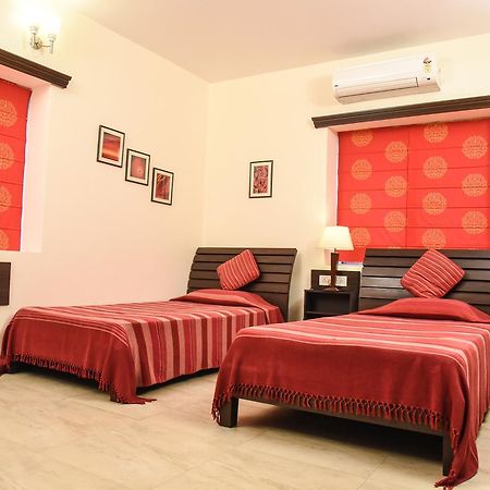 Red Arrow Residency Hotel Колката Екстериор снимка